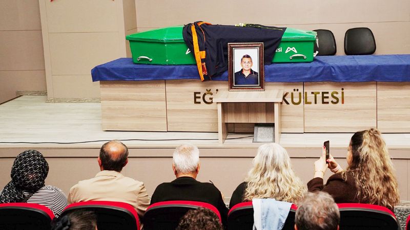 Akademi d�nyas�ndan Do�. Dr. Ergen’e veda...