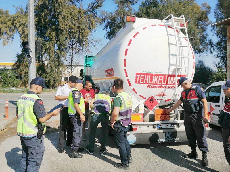 Mersin’de ar tonajl aralar denetlendi...