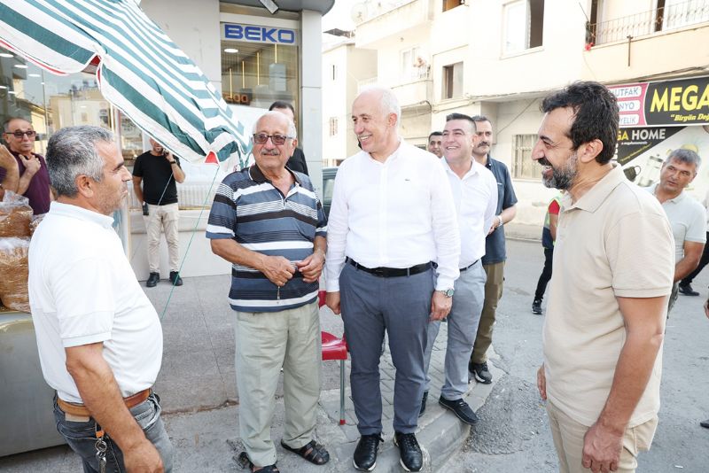 Bakan Gltak 142. Cadde esnaf ile bulutu...