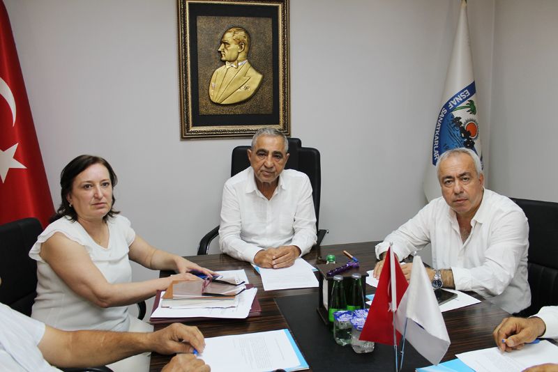 Mersin ESOB y�netimi topland�...