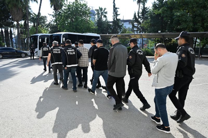 Mersin�de zehir tacirlerine darbe