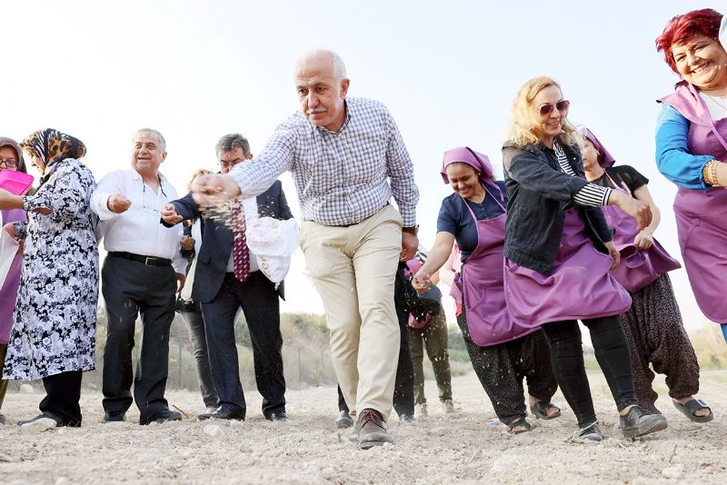 Akdenize ektiimi, bimek istiyorum...