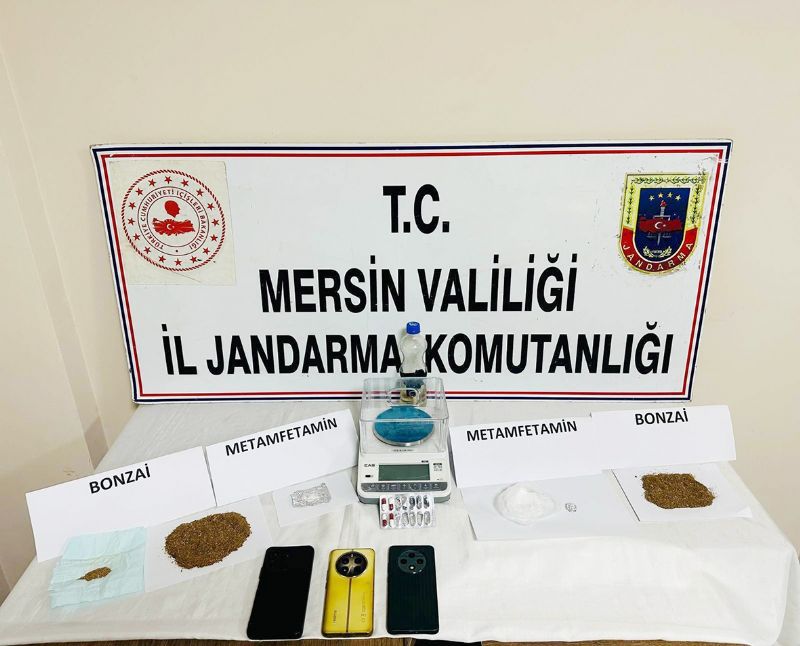 Adanadan Mersine uyuturucu tacirlerine darbe 