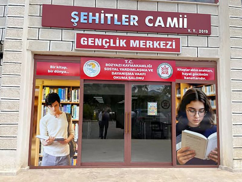 Okuma salonu ��rencileri bekliyor...