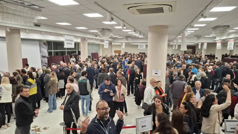 CHP Mersinde sandk bana gitti...