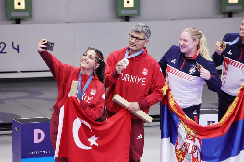 �lk madalya hem�erimiz Dike�ten ...