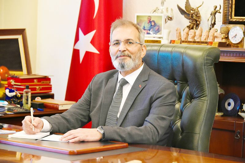 Bakan Bozdoandan 10 Ocak alan Gazeteciler Gn mesaj...