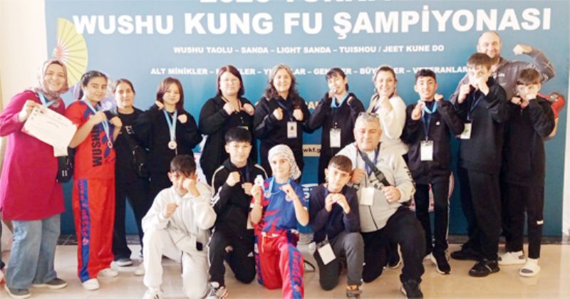 Silifke Wushu Tak�m�,  yine T�rkiye �ampiyonu ��kard�...