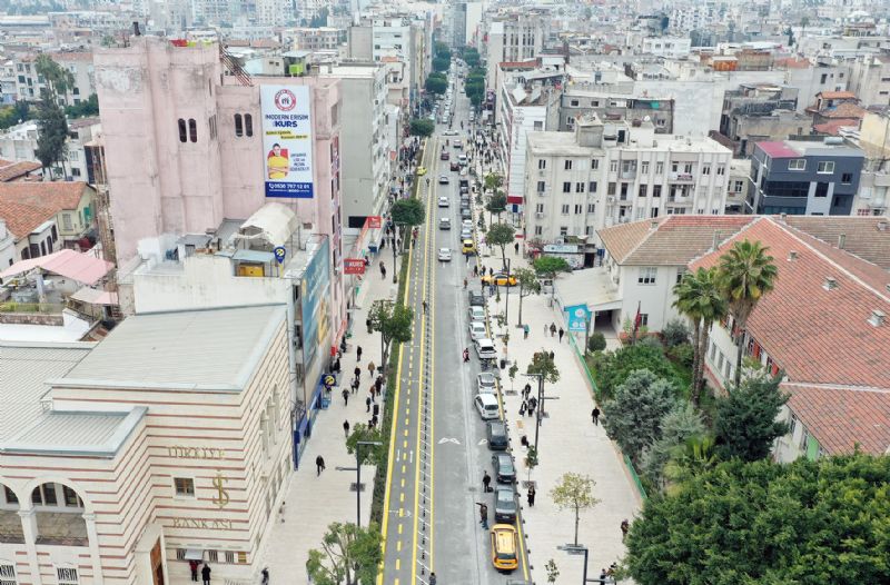 Park� �nleyemeyen B�y�k�ehir, bisiklet yolunu kald�rd�...