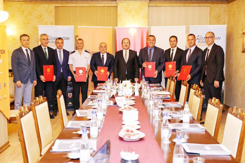 Mersin eitimli  tr ofr iin  harekete geti...