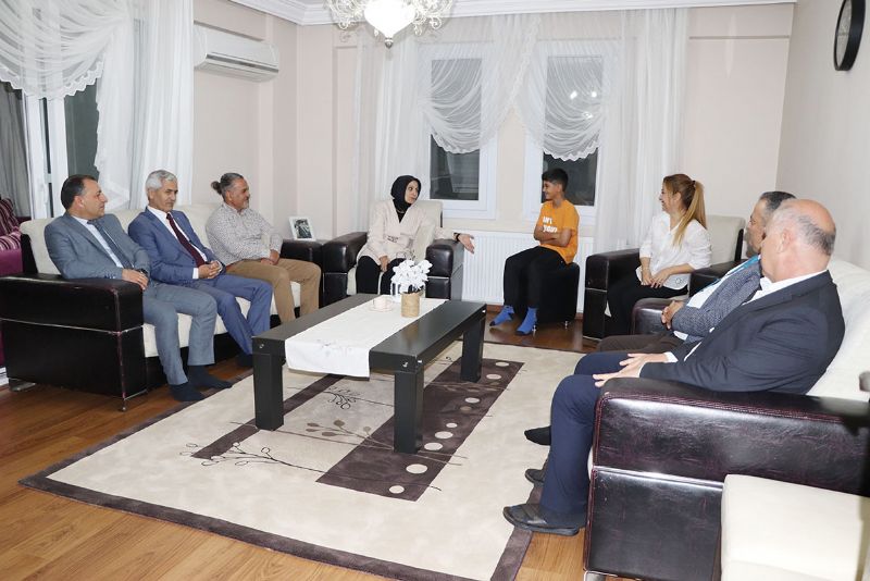 Milli Eitimcilerin  ev ziyaretleri devam ediyor...