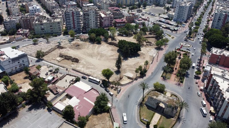 Tarsus Belediyesinin mega projeleri devam ediyor...