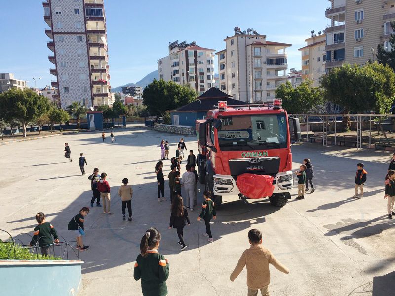 Anamurda rencilere orman eitimi ...