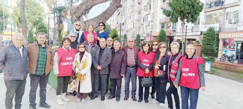 Emeklilerden AKPye  bayram ikramiyesi tepkisi...