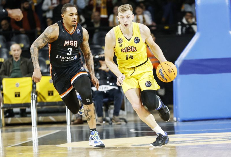 Mersin Avrupa�da y�k�ld�...