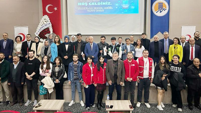 Grme engelliler  E-Ticaret Kursu sertifikas ald...