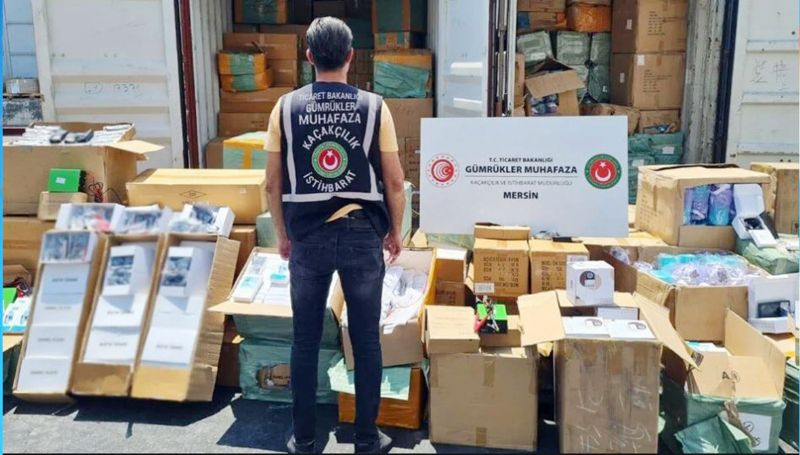 Mersin g�mr���nde milyonluk ka�ak��l�k �nlendi...