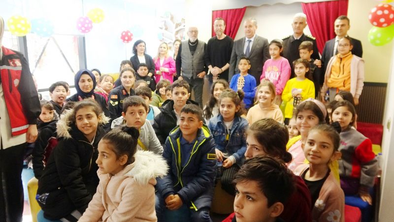 Jandrama ktphanede moral verdi ...