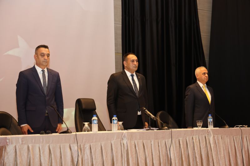 Toroslar Belediye Meclisi topland...