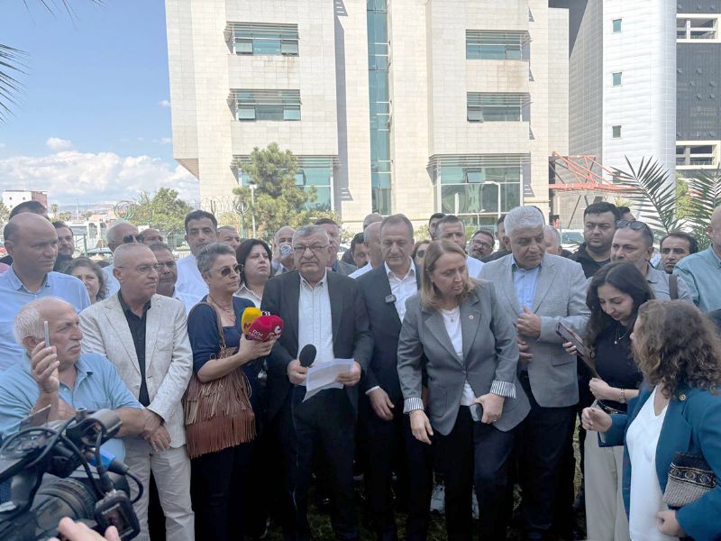 �Demokrasiye sahip ��k�yoruz� 