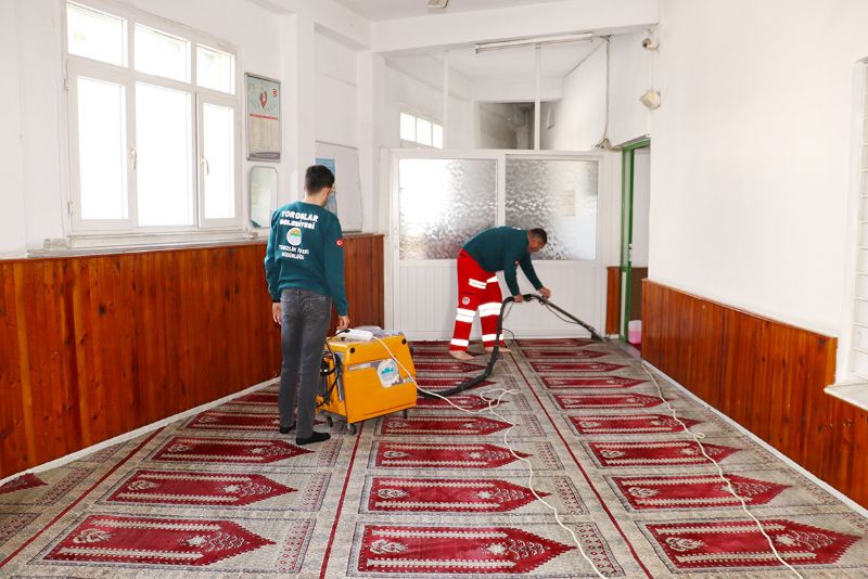 Toroslarda camiler Ramazan ayna hazrlanyor...