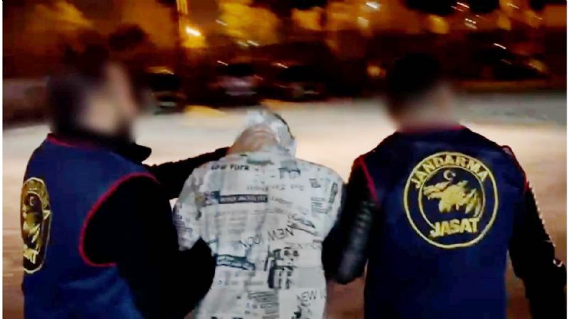 Mersinde 21 yl 11 ay ceza alan ahs yakaland...