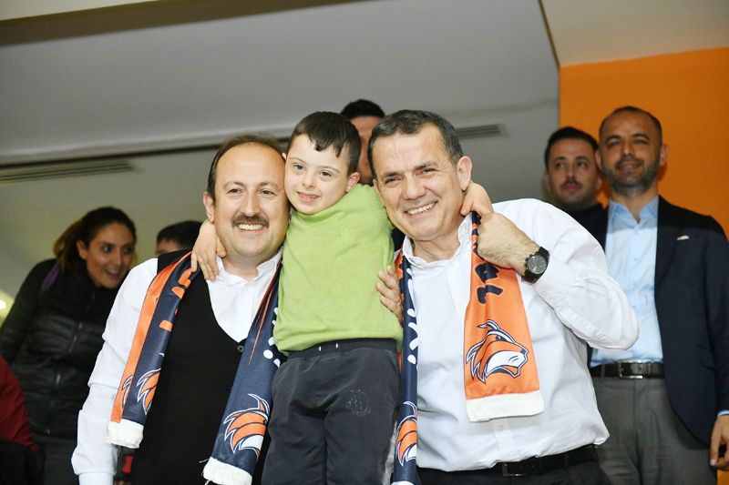 Tarihi frsat elimizde!...
