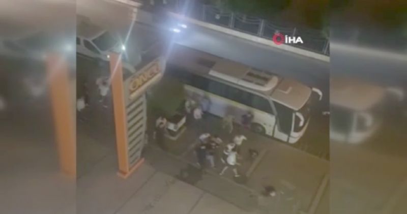 ki grup arasndaki kavgada silahlar konutu...
