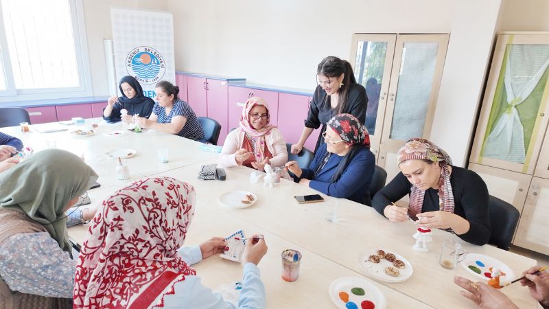 Akdeniz Belediyesi�nden kad�nlara �Sevgi Sanat� At�lyesi� 