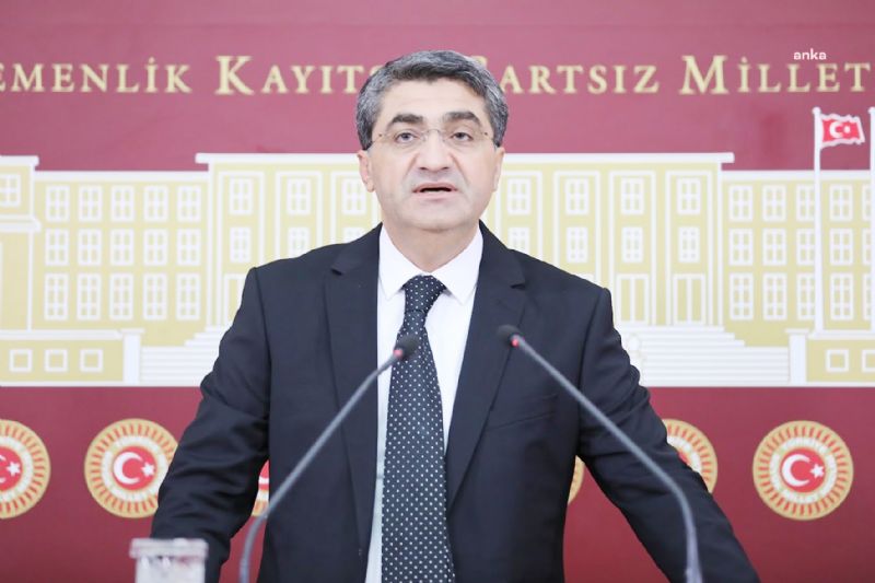 Mersin vekili Saadete geiyor...