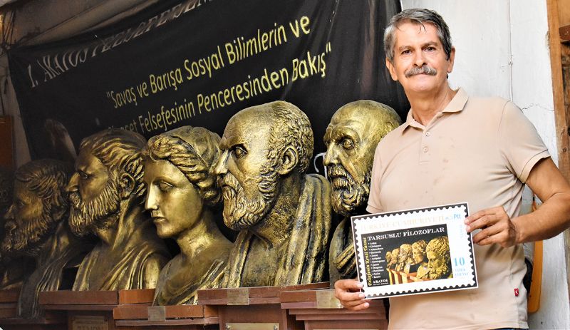 Tarsuslu filozoflar ad�na  �zel PTT posta pulu bas�ld�...