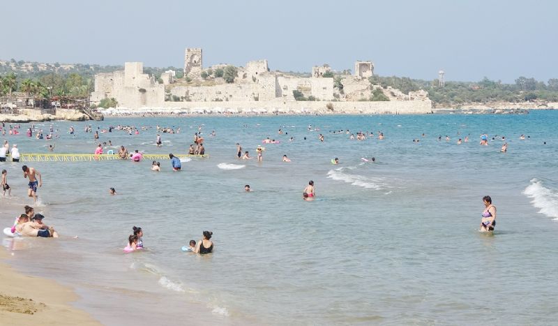 Turizm noktalar�nda yo�unluk azald�...