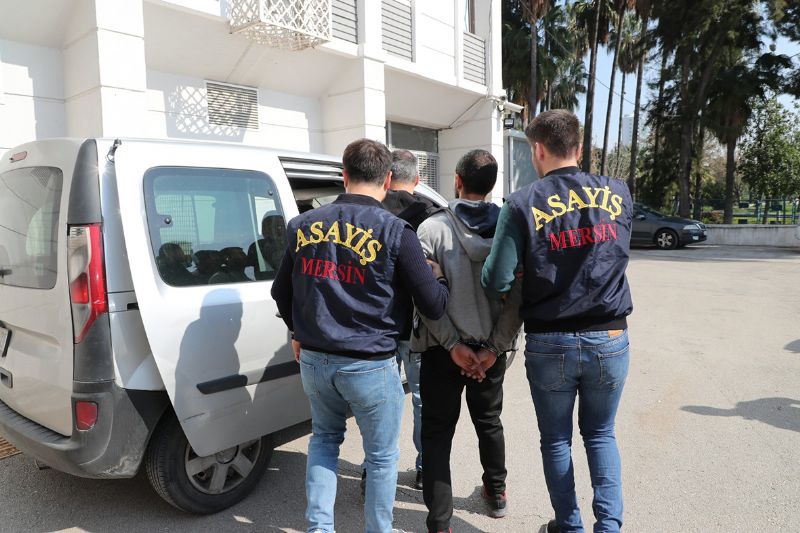 Mersin polisi kamyonet alan hrsz yakalad...