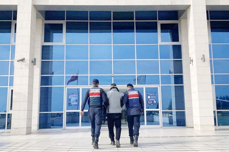 Jandarmadan aranan ahslara sk takip...