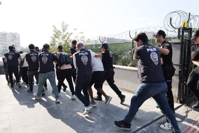 Mersinde futbol kulb adna loca satna tutuklama