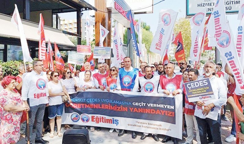 ��retmenlere �EDES s�rg�n�...