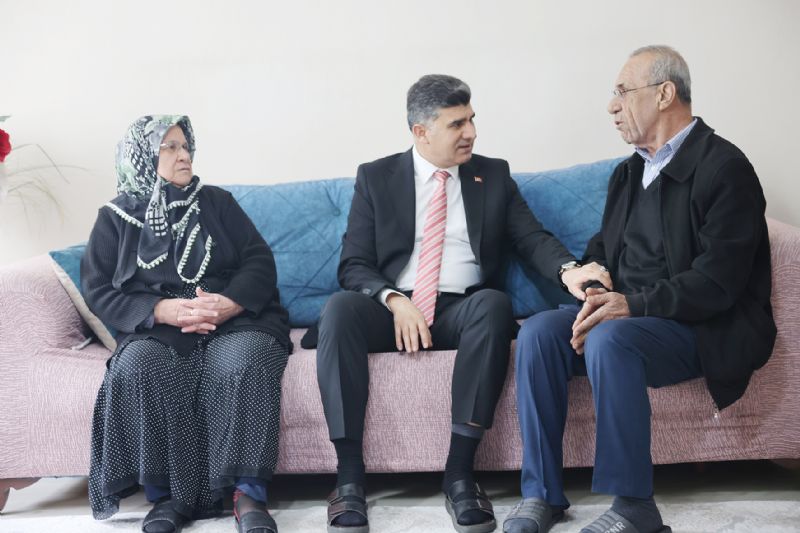Akdenizde kimse yalnz deil...